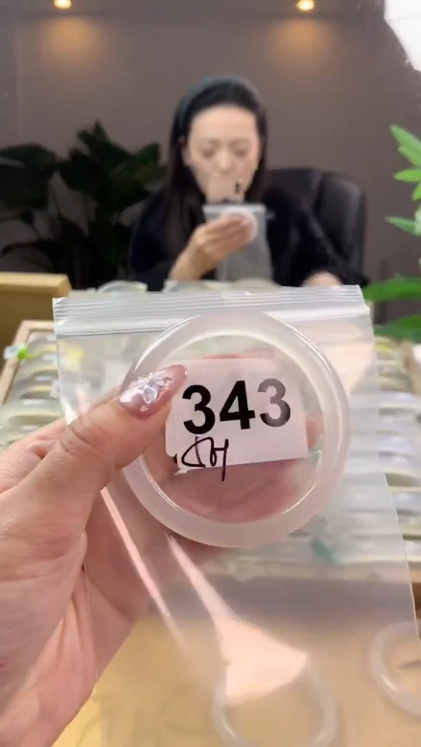 【闪购商品】玛瑙/玉髓手镯未镶嵌343