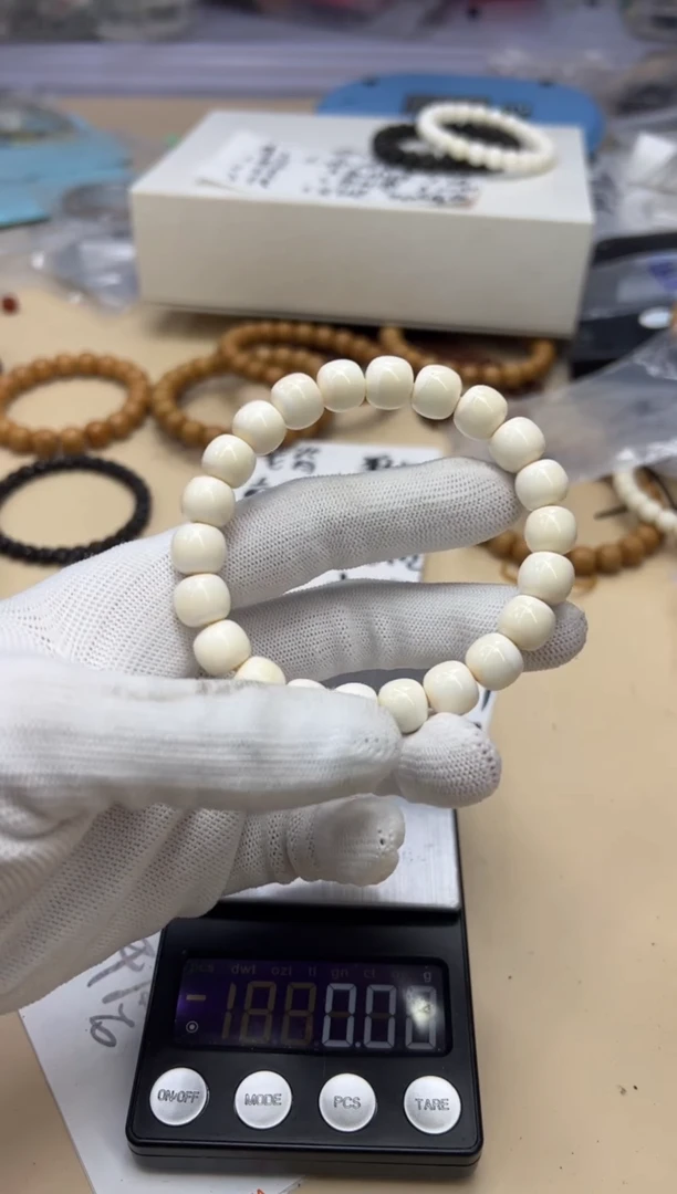 【闪购商品】白玉菩提手串020525 白玉菩提奶盖单圈