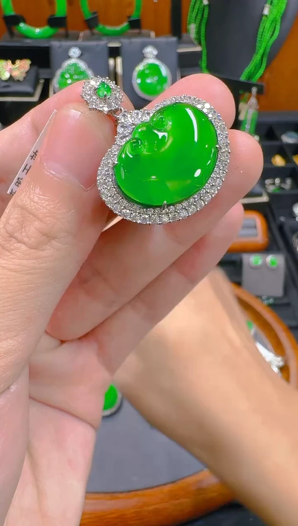 翡翠银S925镶嵌吊坠(赠链)天然A货翡翠