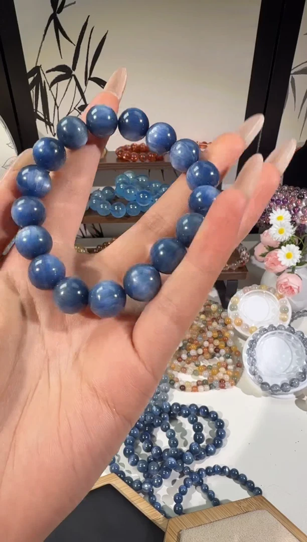 水晶摆件未镶嵌蓝晶石手串