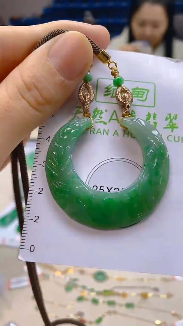 颈饰未镶嵌翡翠新号开播 全场乱卖