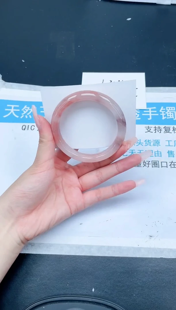 【闪购商品】石英质玉手镯未镶嵌116-58