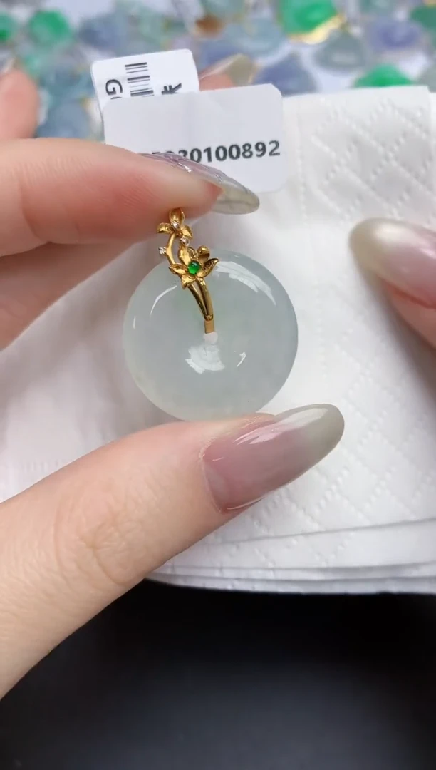 【闪购商品】翡翠颈饰18K金镶嵌天然缅甸翡翠A货