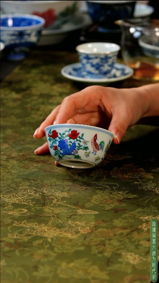 君成瓷雅斗彩鸡缸杯