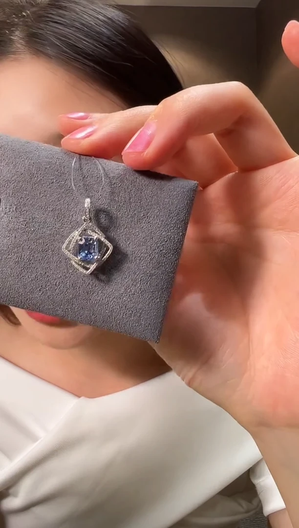 吊坠(不含链)蓝宝石18K金镶嵌16【1.272ct】