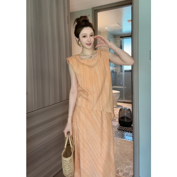 2025年夏季新款休闲时尚套装圆领无袖收腰绑带显瘦半身裙两件套