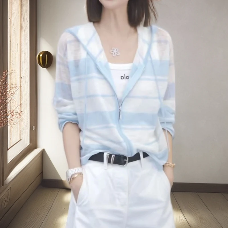 【现货现发】2025大码条纹设计感长袖连帽防晒女装禅意仙气飘飘