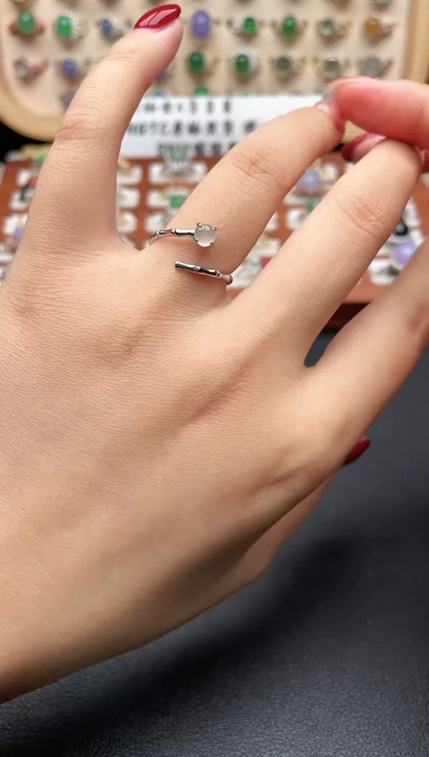 银S925镶嵌戒指翡翠一物一证一礼盒