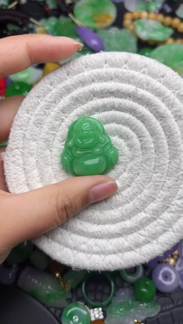 颈饰未镶嵌翡翠缅甸翡翠吊坠