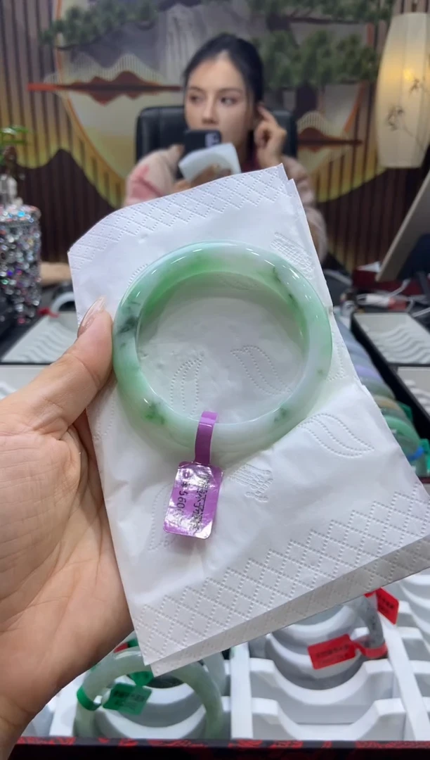 未镶嵌手镯翡翠00009401