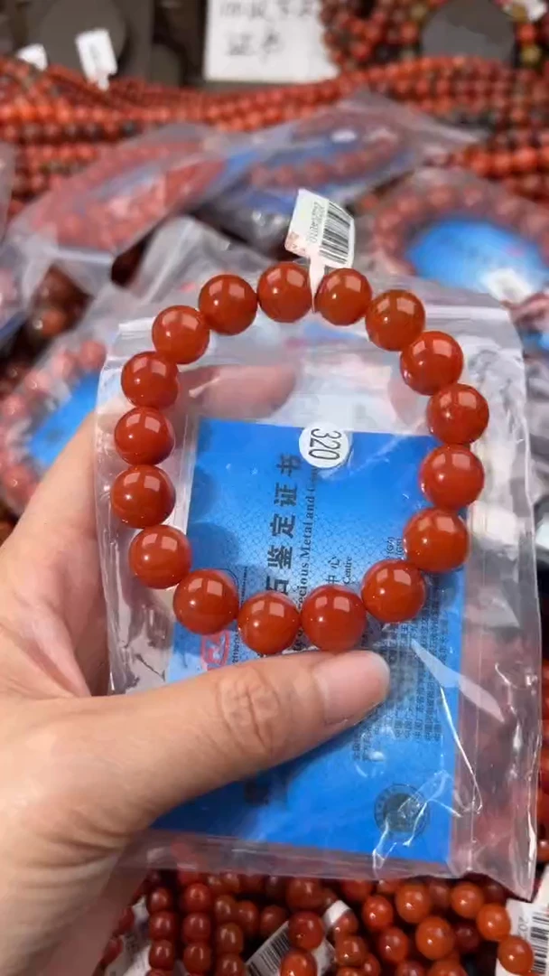 南红玛瑙手串未镶嵌12+