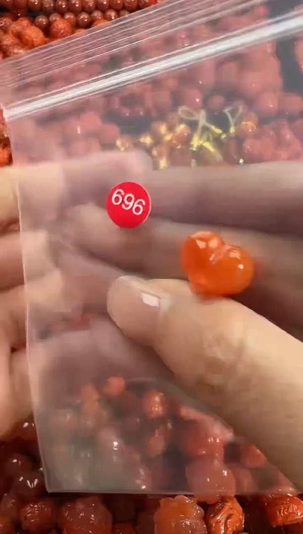 颈饰未镶嵌南红玛瑙1