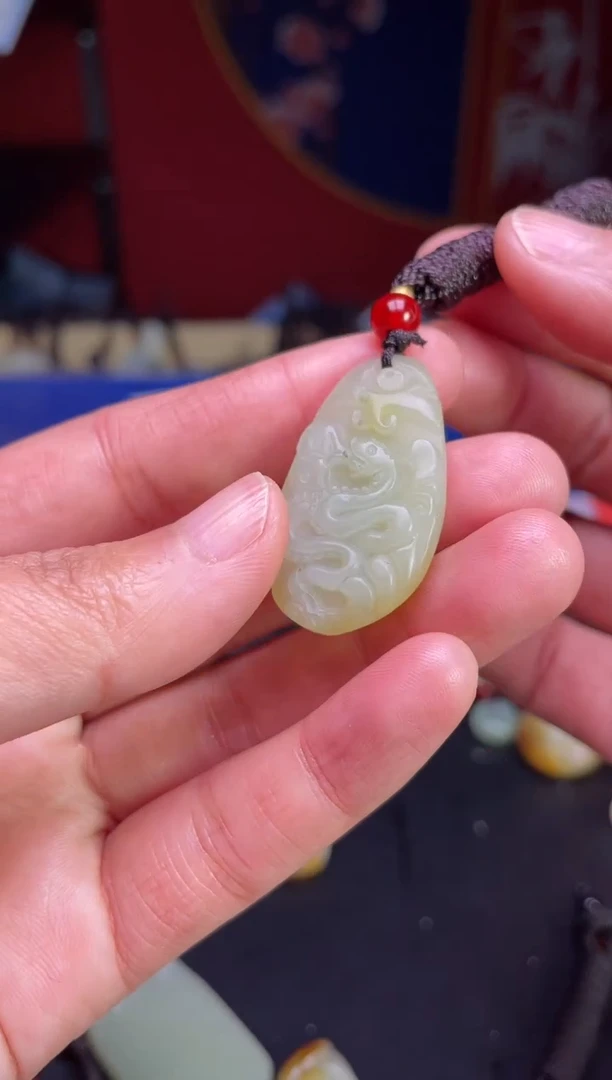 颈饰未镶嵌和田玉3