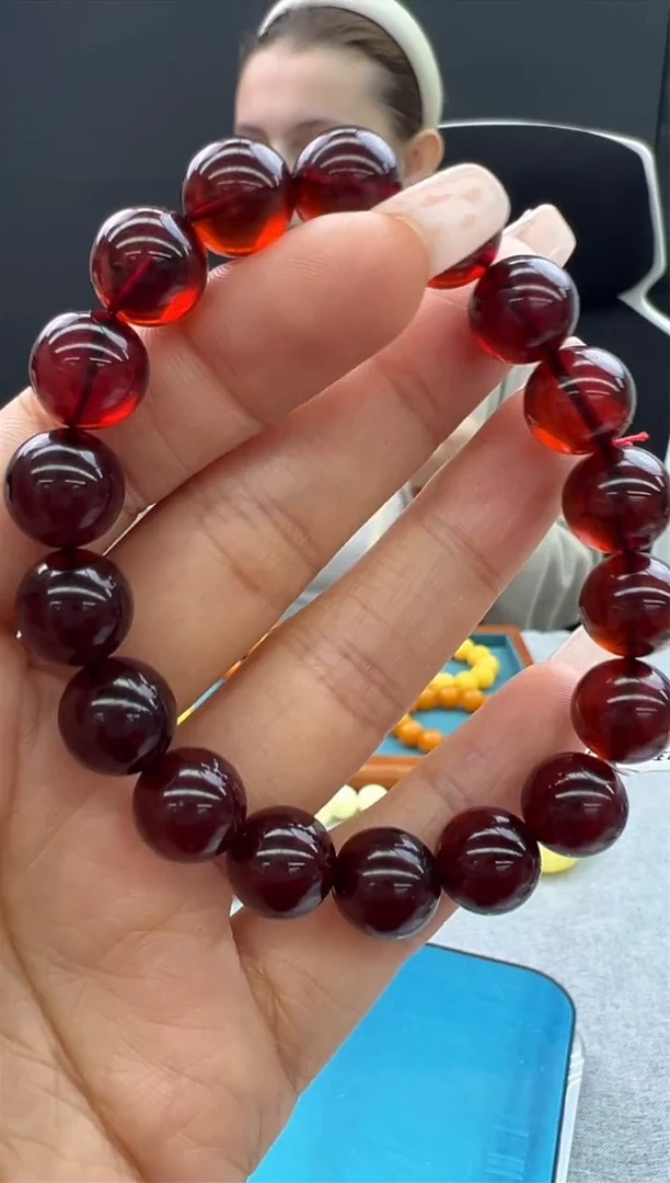 【闪购商品】琥珀手链未镶嵌299秒拍号