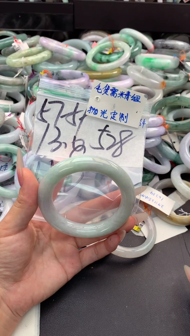 【闪购商品】定制翡翠未镶嵌毛货需精细抛光+多人