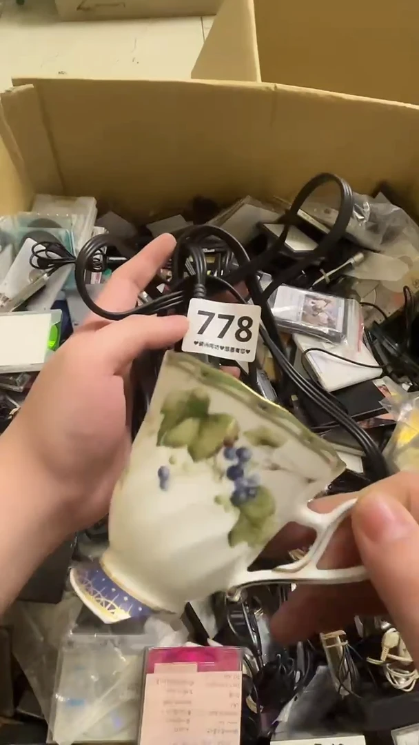 瓷片亿**虹778..........