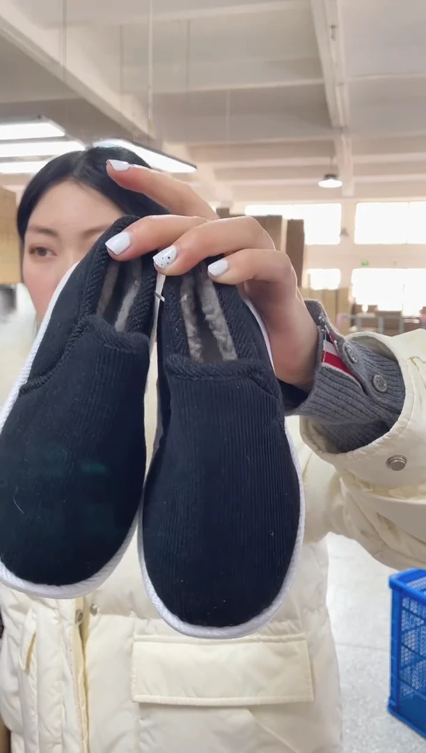 黑色儿童棉鞋18公分