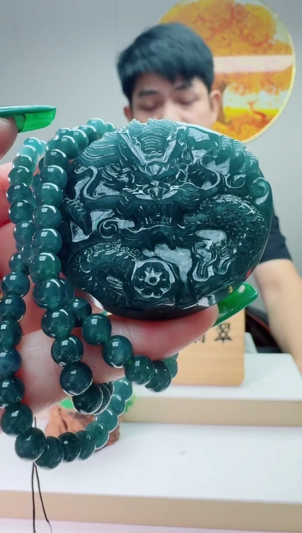 翡翠未镶嵌颈饰多样性随机发其一