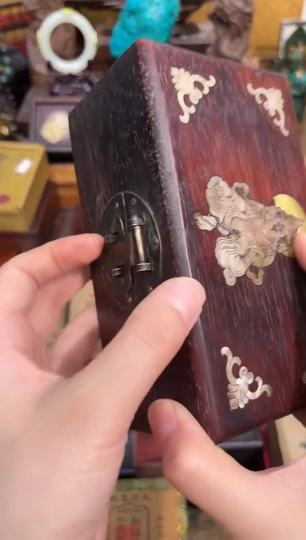 檀香紫檀（小叶紫檀）87一点红手串鼻壶附带木盒哦哦哦哦哦哦哦哦