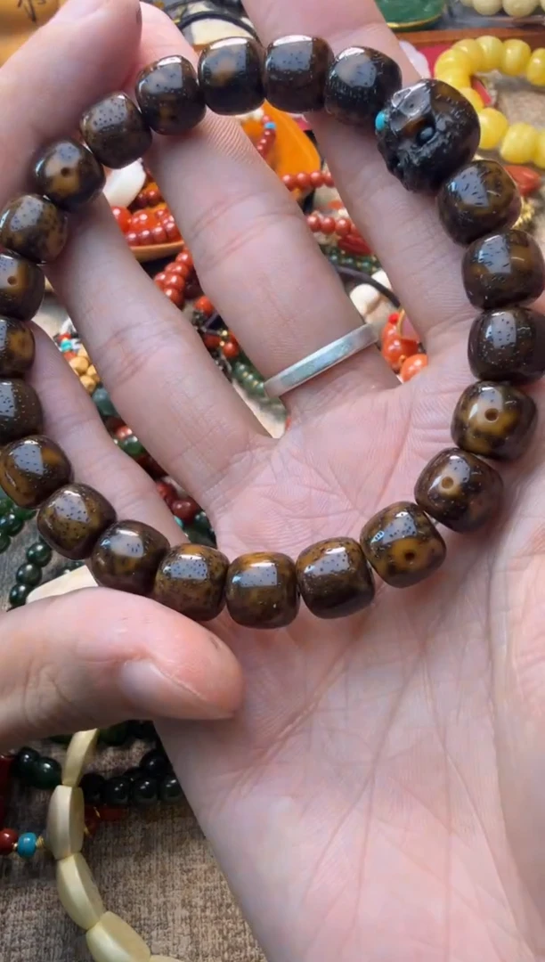 手串星月菩提云*.星月菩提