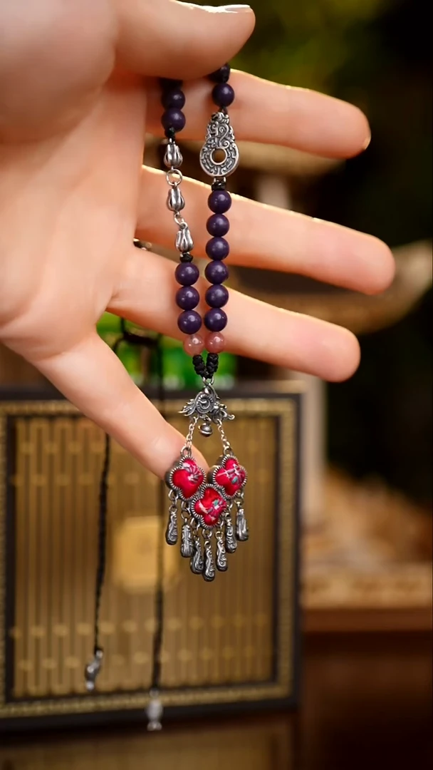 刺绣私人定制苗族手工A207