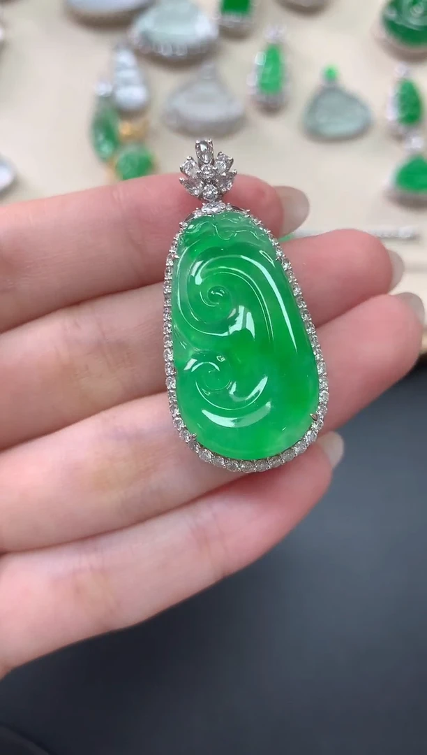 翡翠18K金镶嵌吊坠(不含链)Y369|59800