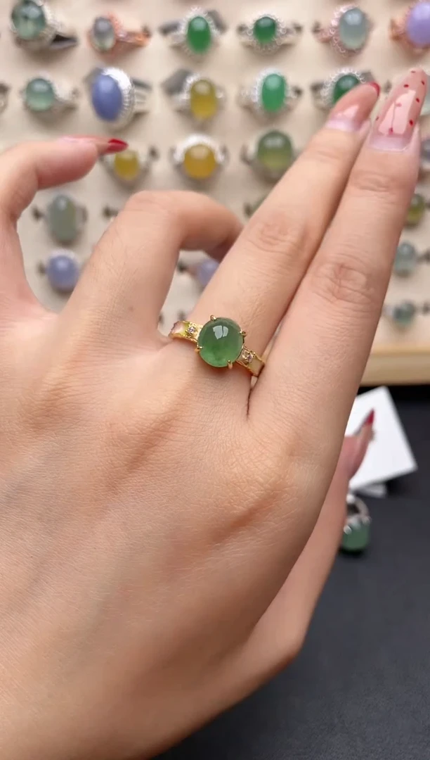 【闪购商品】翡翠戒指银S925镶嵌一物一证一礼盒