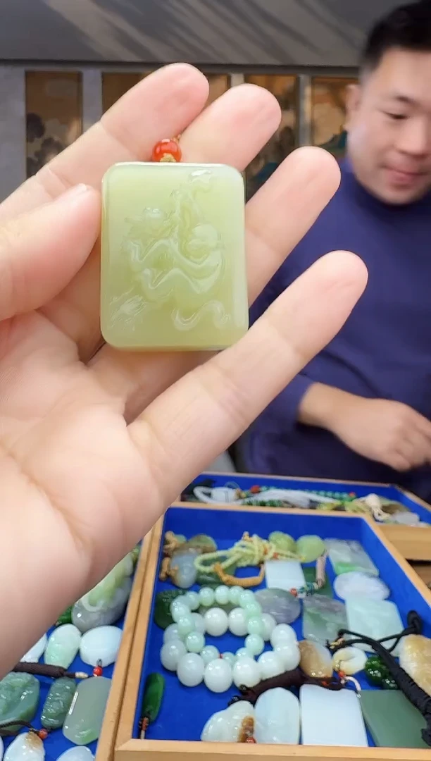 未镶嵌和田玉挂件拍一发一