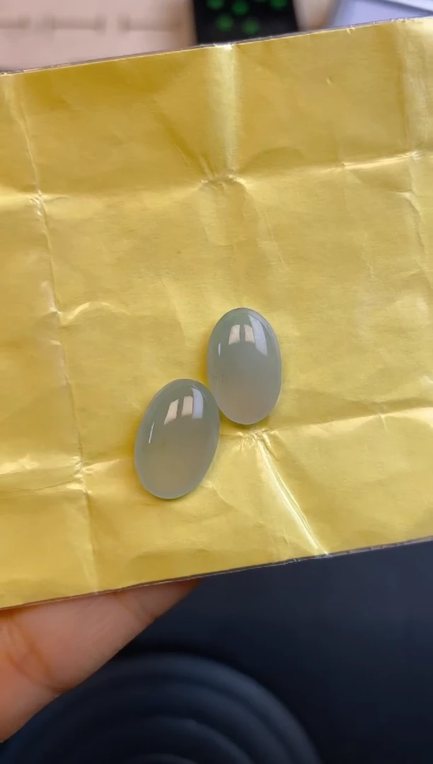 定制翡翠未镶嵌天然翡翠蛋面38