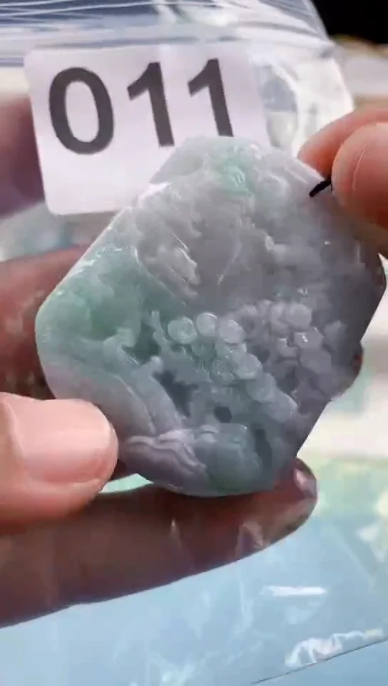 【闪购商品】翡翠挂件未镶嵌天然翡翠吊坠挂件