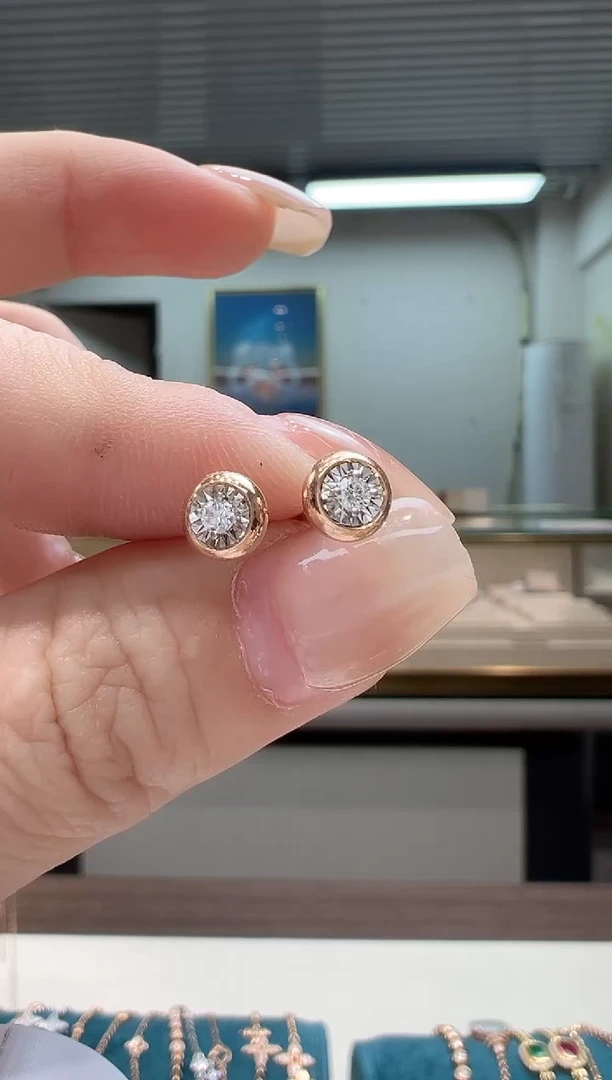 【闪购商品】钻石耳钉18K金镶嵌钻石泡泡耳钉K红