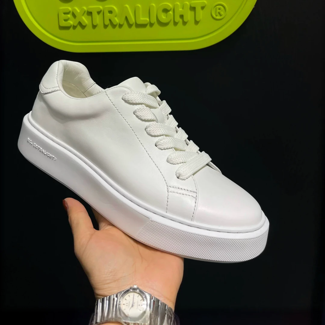 欧洲站爆款男鞋2025新款时尚休闲鞋厚底轻便百搭休闲鞋