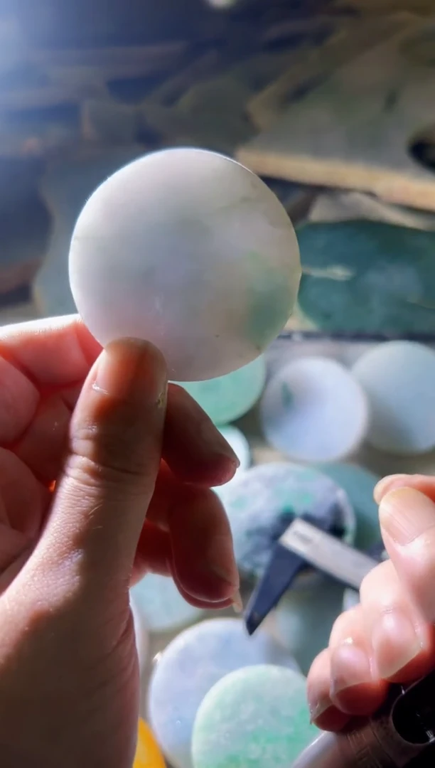 颈饰未镶嵌翡翠缅甸翡翠37