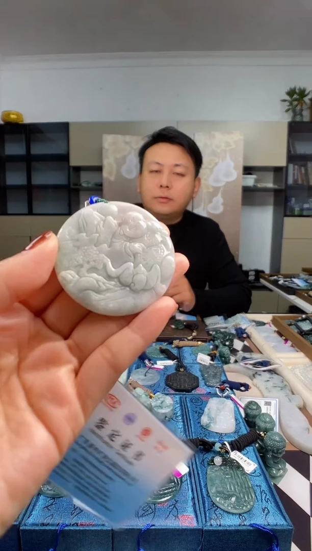 颈饰未镶嵌翡翠多样性发其一