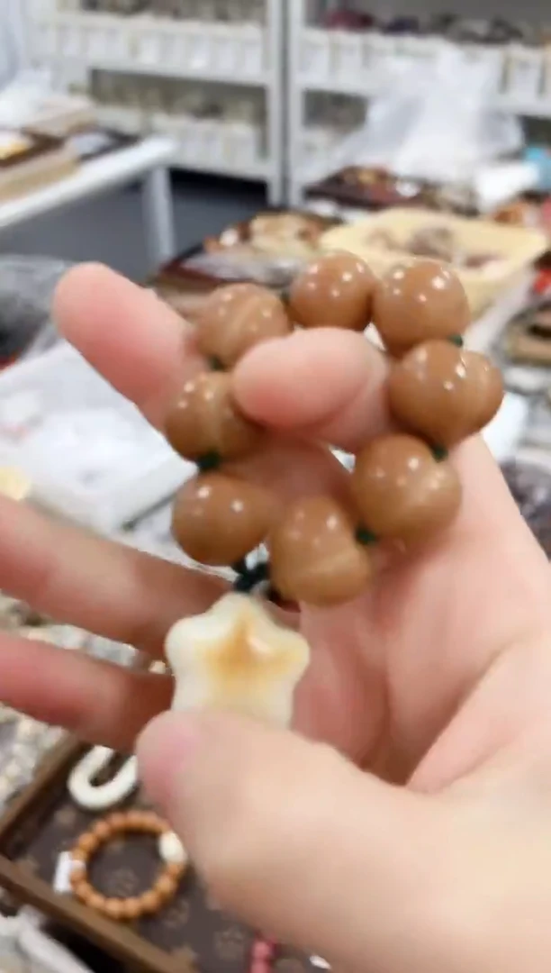吊坠猴头核桃GZA154