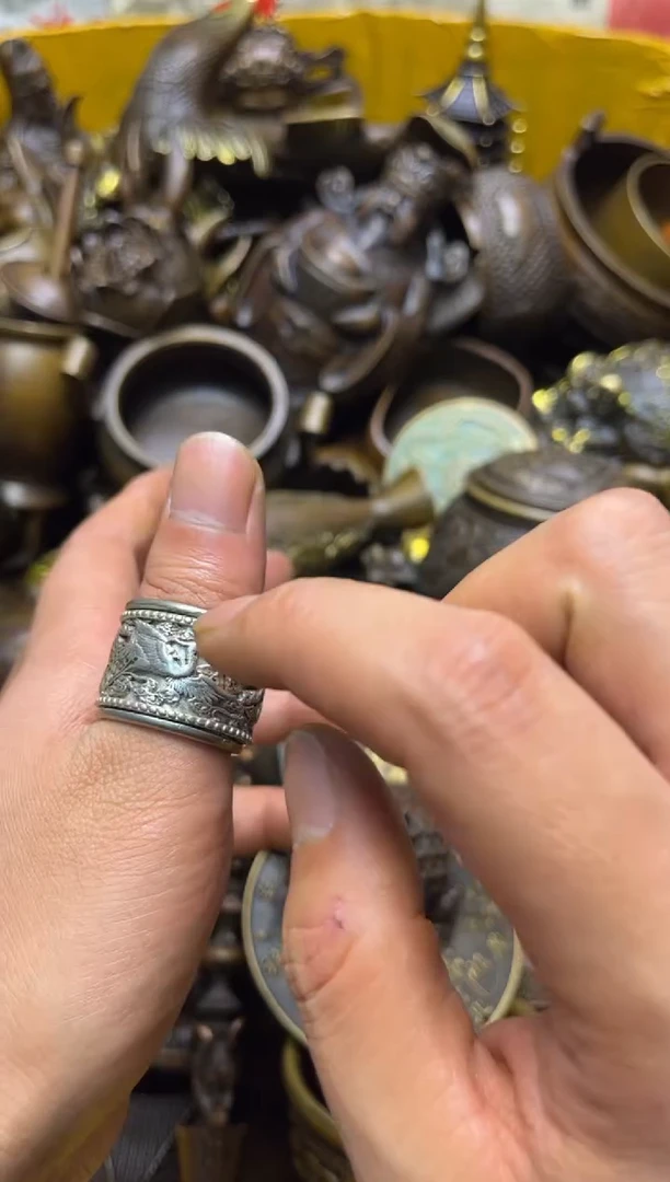 精美铜器点击下单