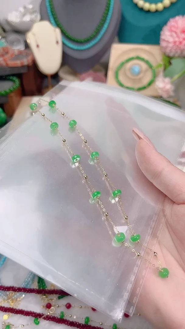 翡翠14K金镶嵌颈饰算盘99