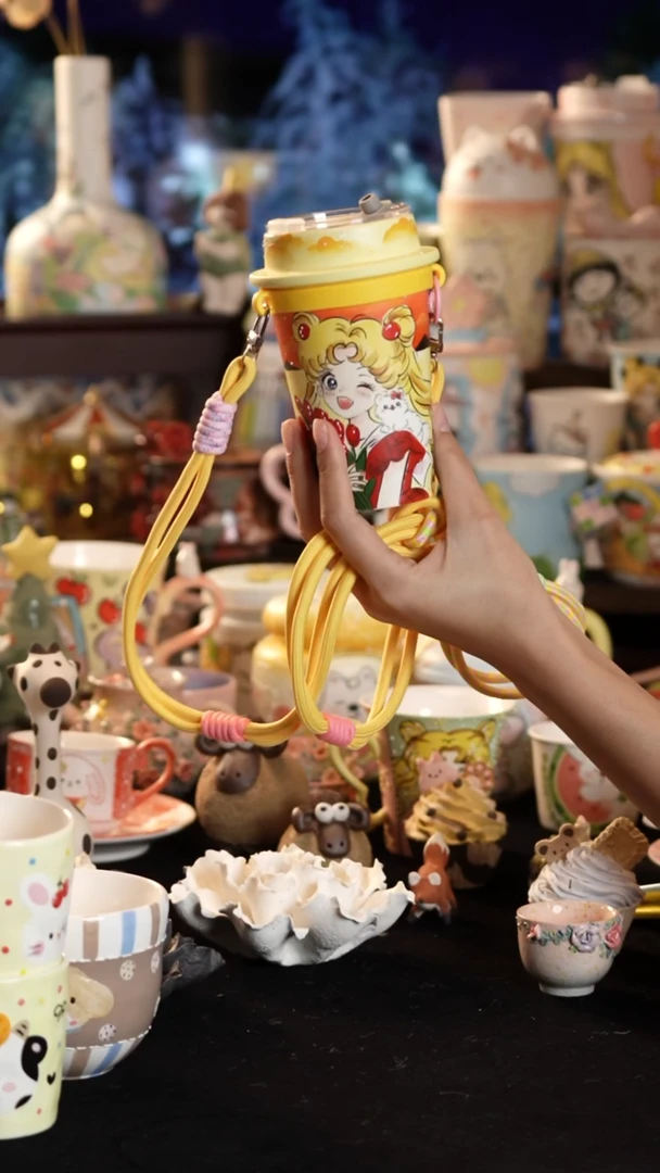 摆件陶景德镇釉下彩手绘设计师款陶瓷