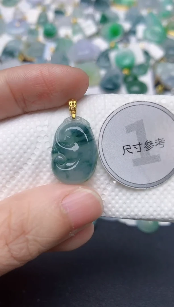 颈饰未镶嵌翡翠天然缅甸A货翡翠