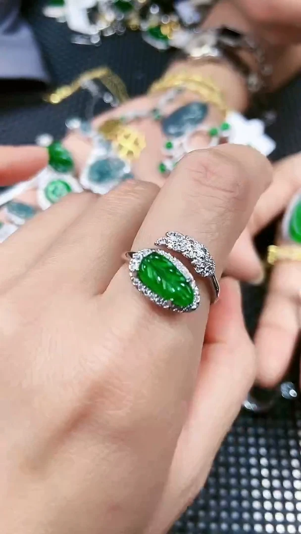 【闪购商品】翡翠戒指未镶嵌11111111