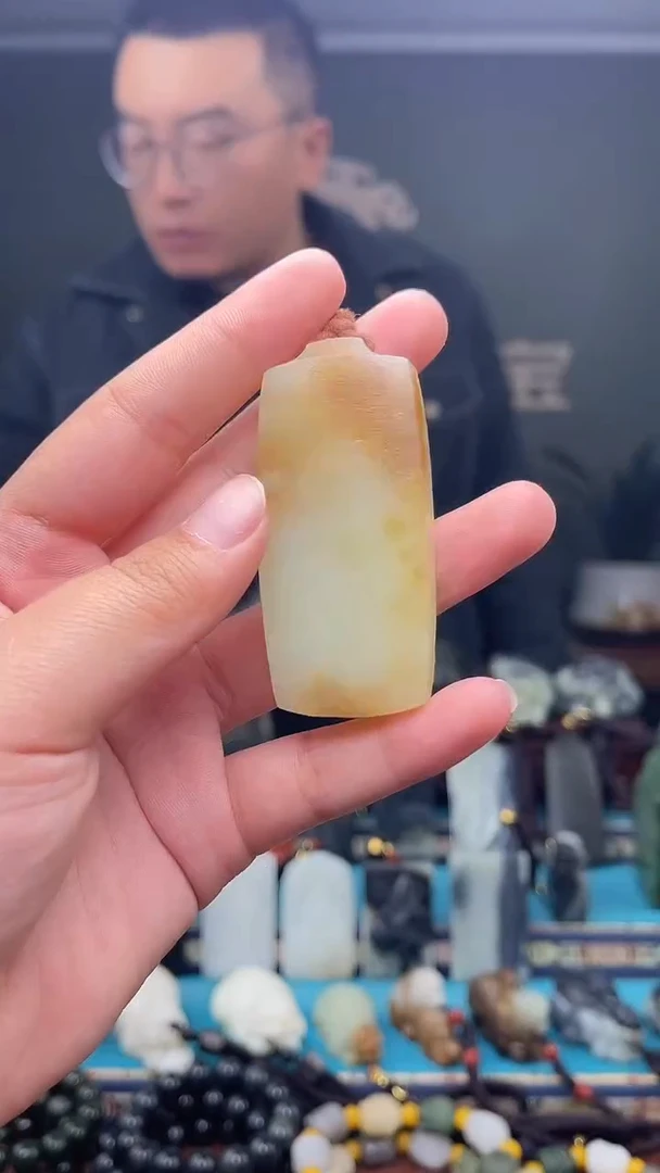 未镶嵌和田玉挂件1