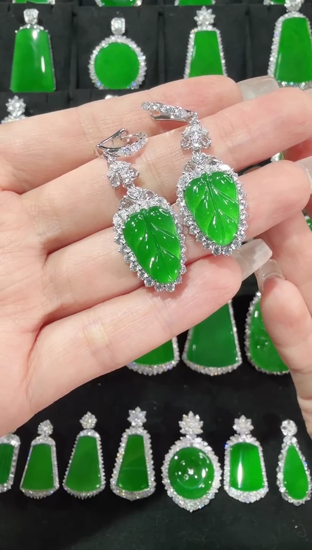 18K金镶嵌翡翠耳饰叶子耳饰天然A货翡翠72h鉴赏期