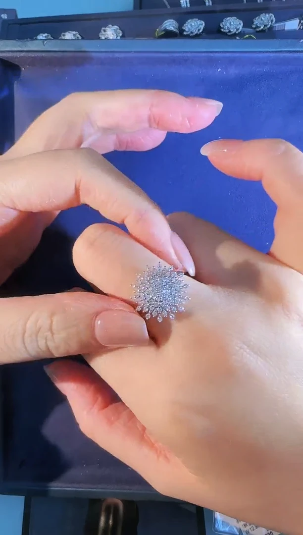 【闪购商品】钻石戒指18K金镶嵌严选-烟花戒指