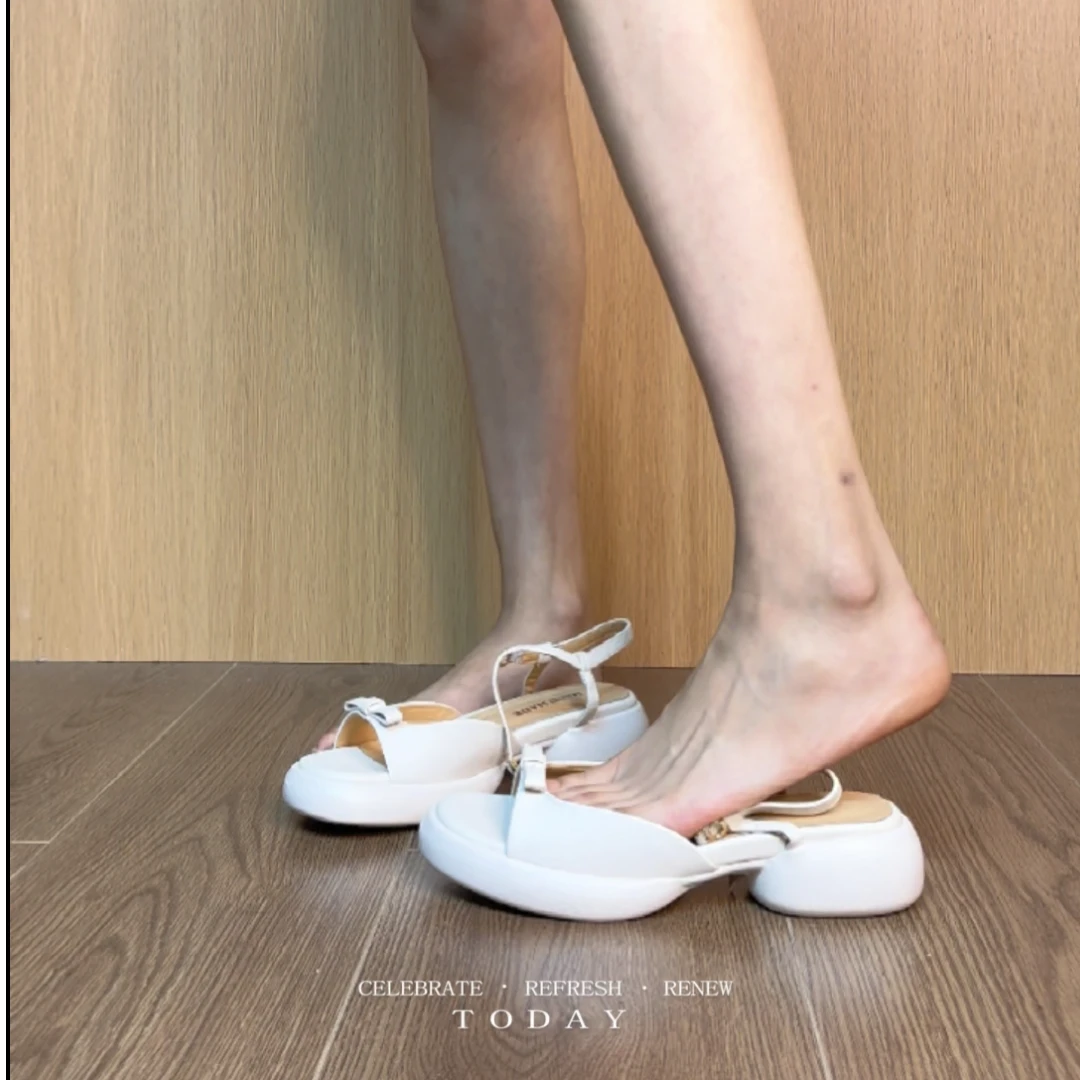 1219露趾厚底凉鞋女真皮松糕一字扣罗马鞋夏2025新款蝴蝶结沙滩鞋