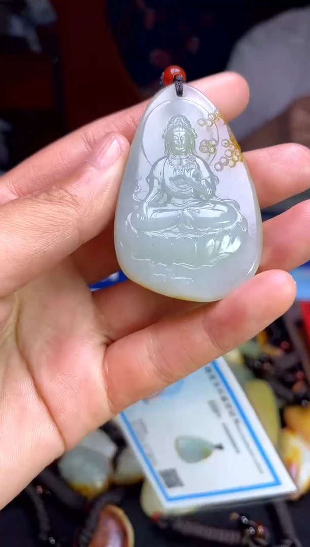 和田玉未镶嵌颈饰1