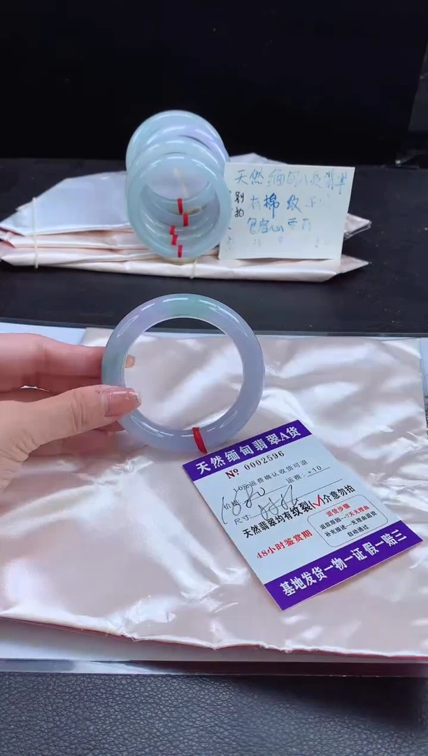 翡翠手镯未镶嵌1111111111