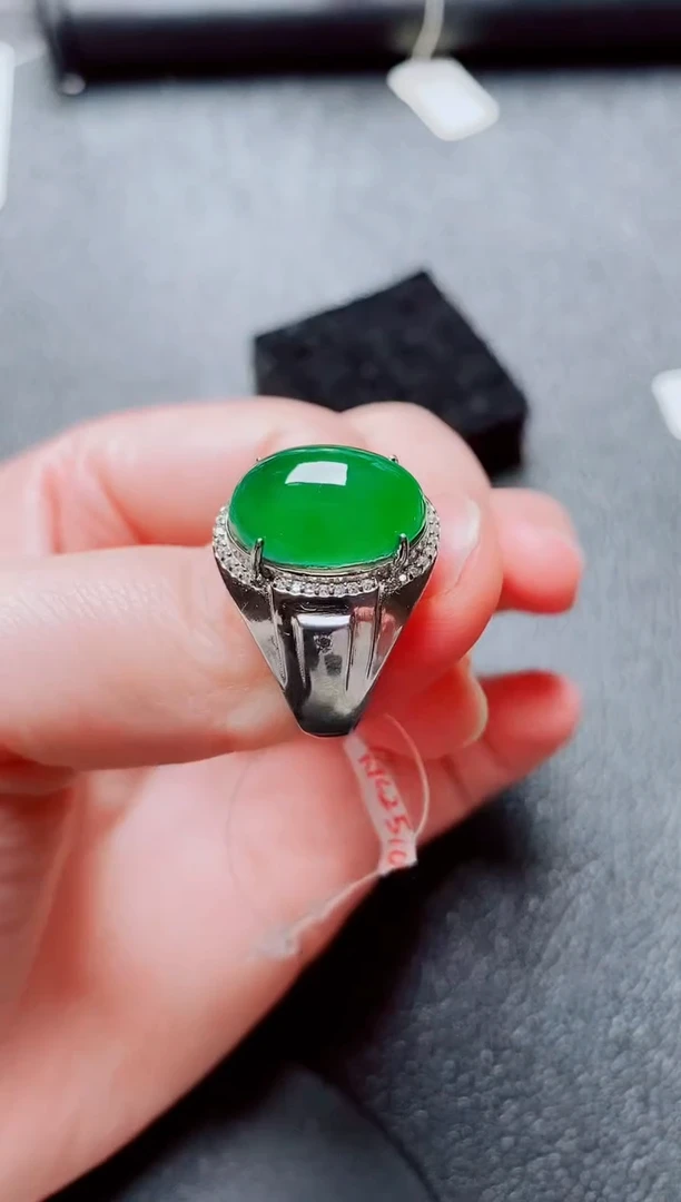 银S925镶嵌戒指翡翠111