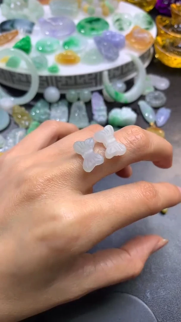 【闪购商品】定制翡翠未镶嵌翡翠