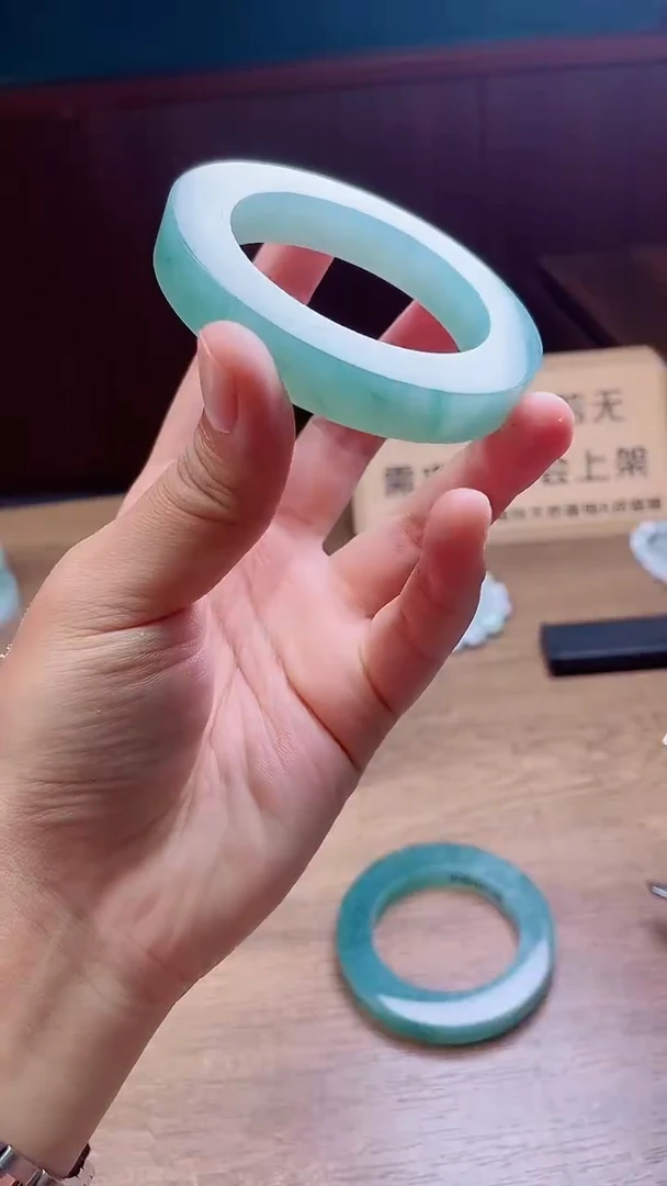 定制翡翠手镯未镶嵌A*安定制