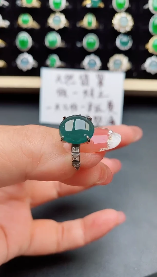 【闪购商品】翡翠戒指银S925镶嵌11111